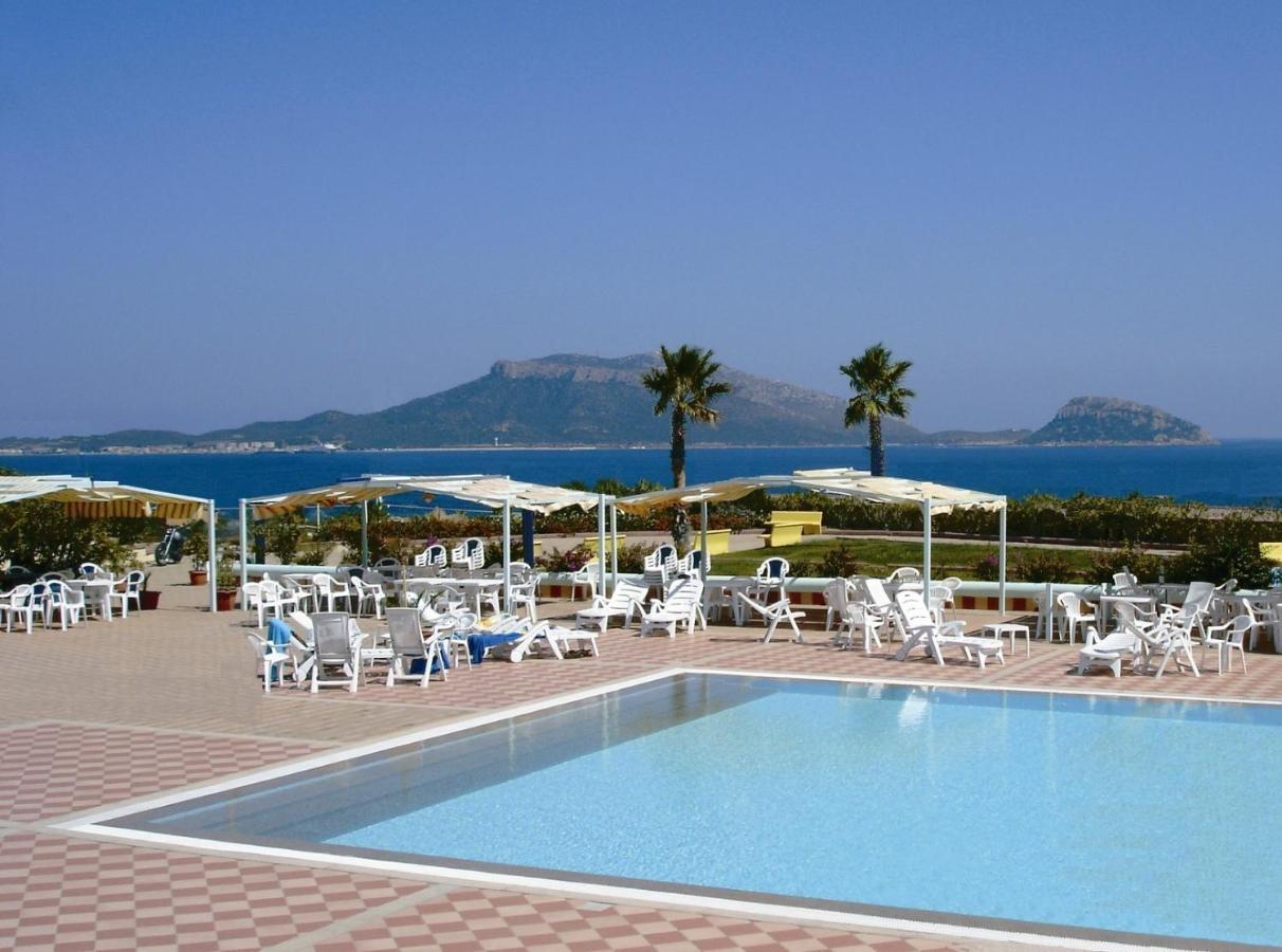 Hotel Baia Aranzos Pittulongu Exteriér fotografie