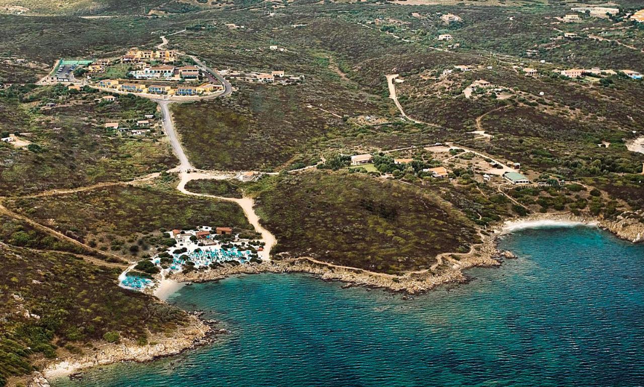 Hotel Baia Aranzos Pittulongu Exteriér fotografie